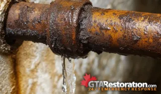 Photograph Showing A Leaking Pipe That Requires Emergency Plumbing Services, Burst Pipe Repair Ottawa